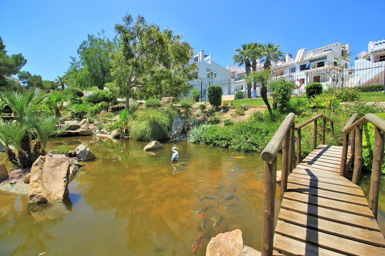 3 bedroom Townhouse for sale in Villamartin with pool - € 289,000 (Ref: 10159137)