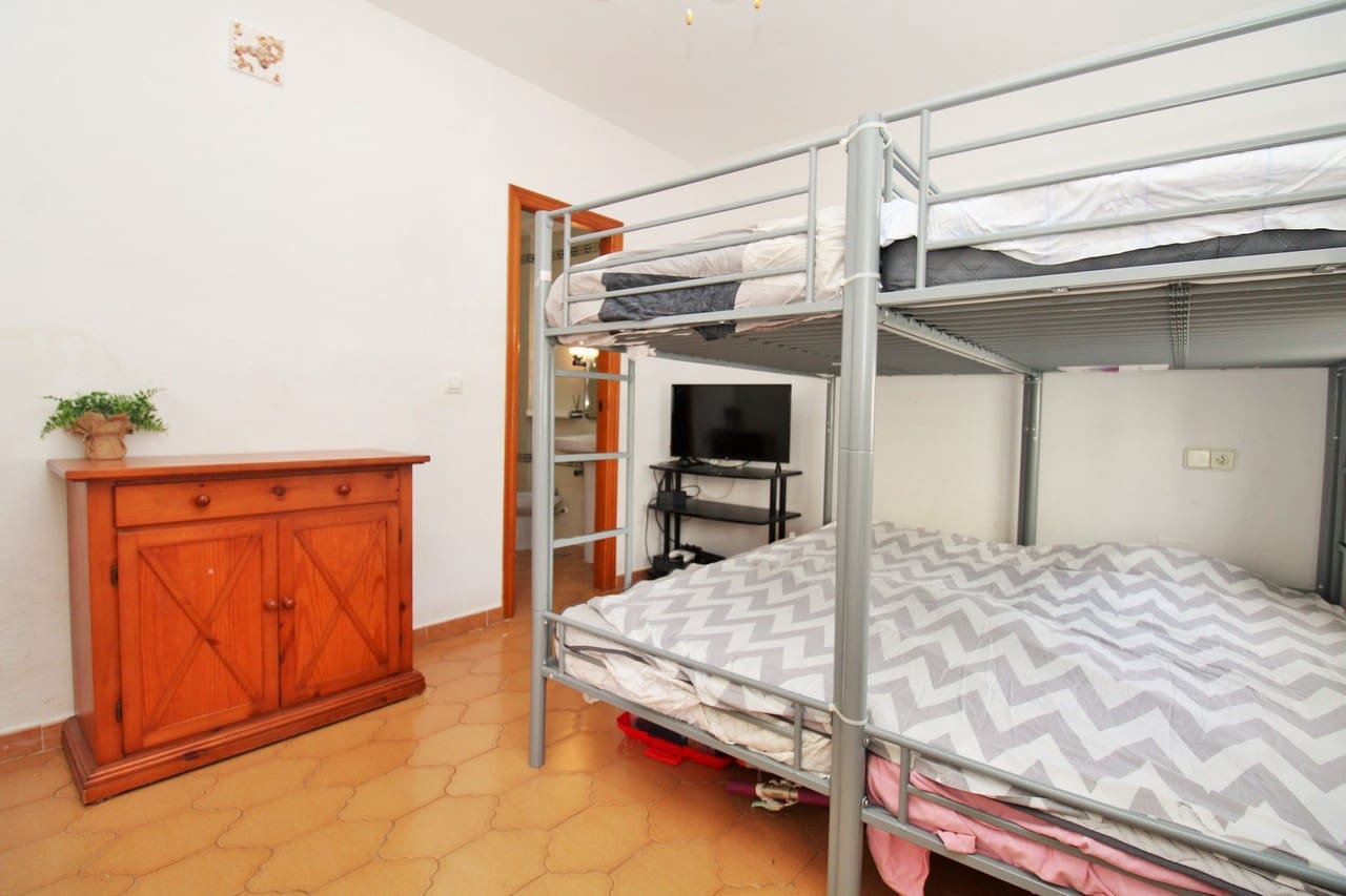 1 soveværelse Lejlighed til salg i Villamartin med swimmingpool - € 119.950 (Ref: 10159139)