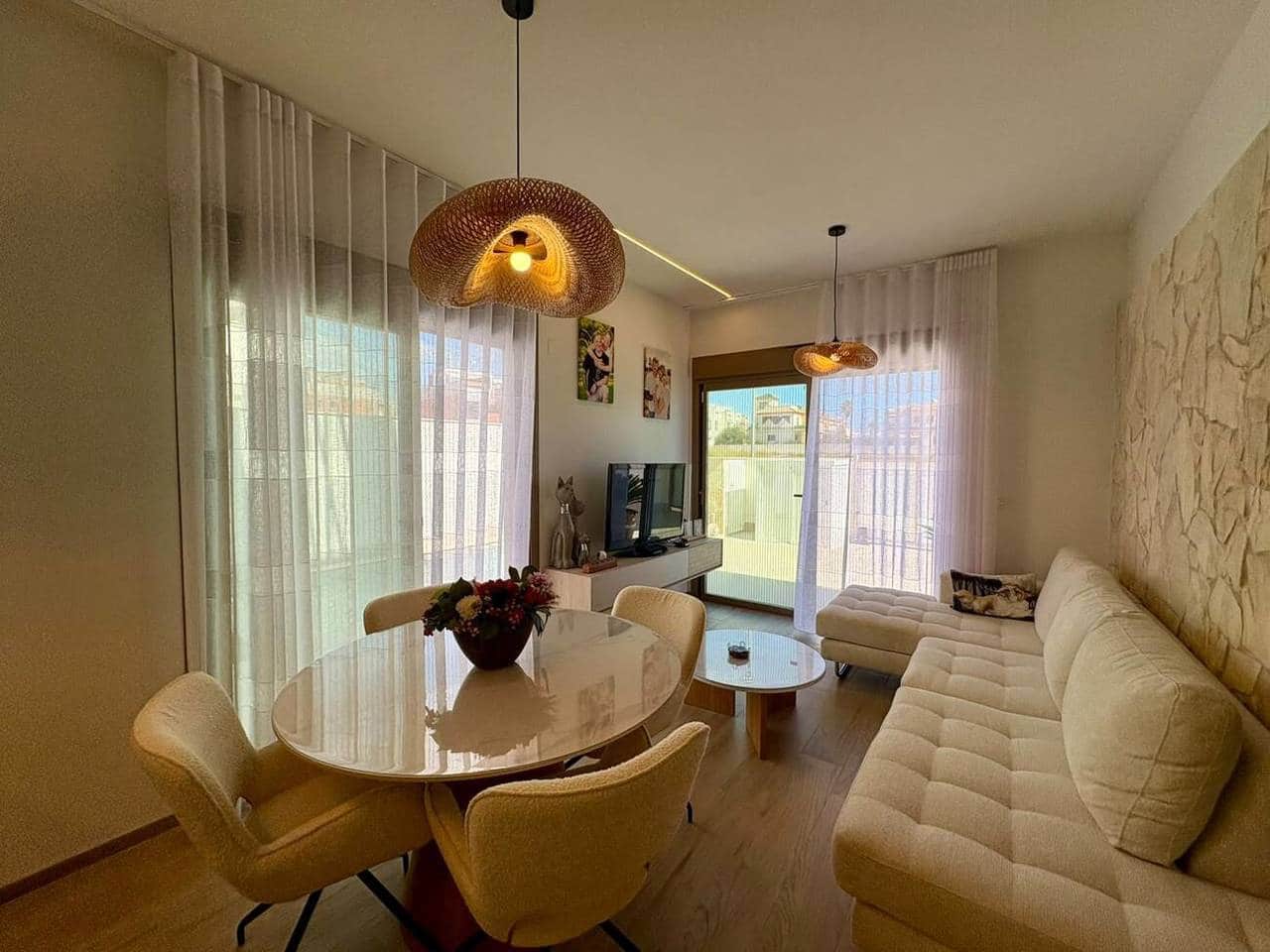 3 bedroom Villa for sale in Rojales with pool - € 485,000 (Ref: 10159146)