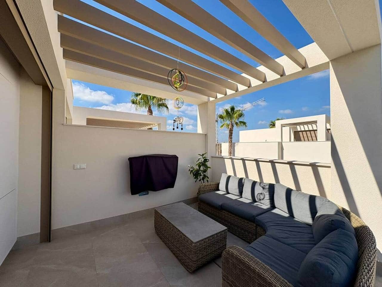 3 bedroom Villa for sale in Rojales with pool - € 485,000 (Ref: 10159146)