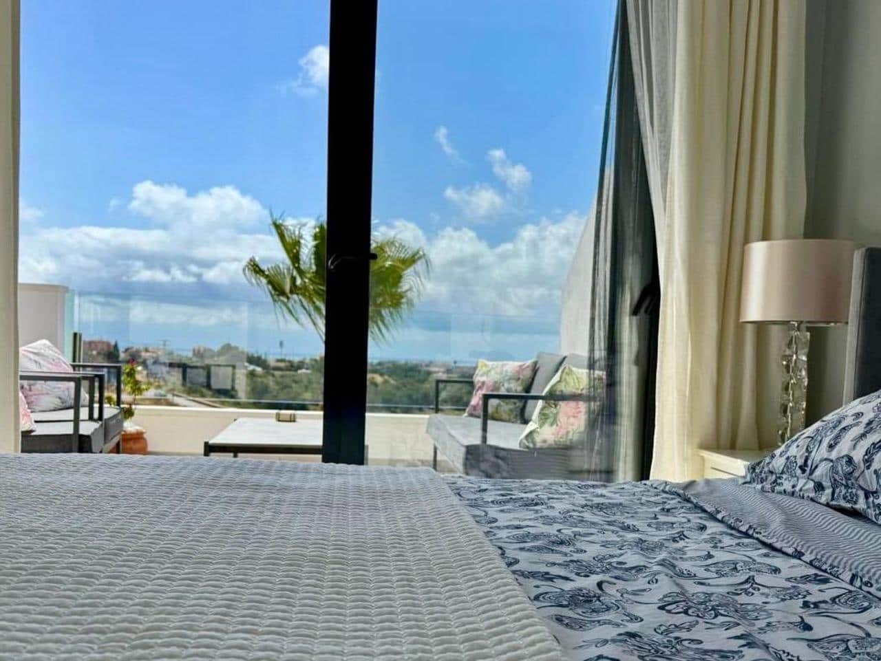 Apartamento de 3 habitaciones en Orihuela Costa en venta con piscina garaje - 364.900 € (Ref: 10159147)