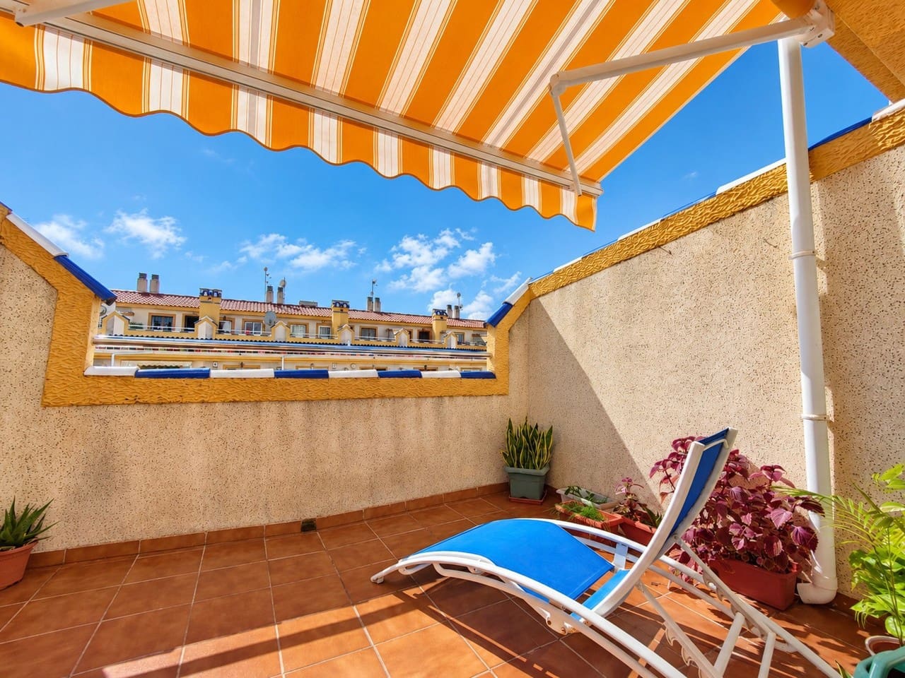 3 soverom Hus til salgs i Orihuela Costa med svømmebasseng garasje - € 197 950 (Ref: 10161065)