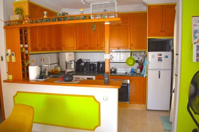 3 chambre Maison de Ville à vendre à Zona Pueblo, Guardamar del Segura avec piscine garage - 246 000 € (Ref: 10161068)