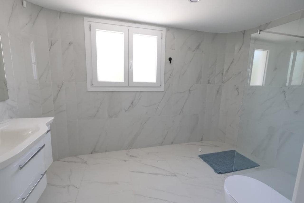 3 bedroom Villa for sale in Altea with pool garage - € 1,150,000 (Ref: 10161070)