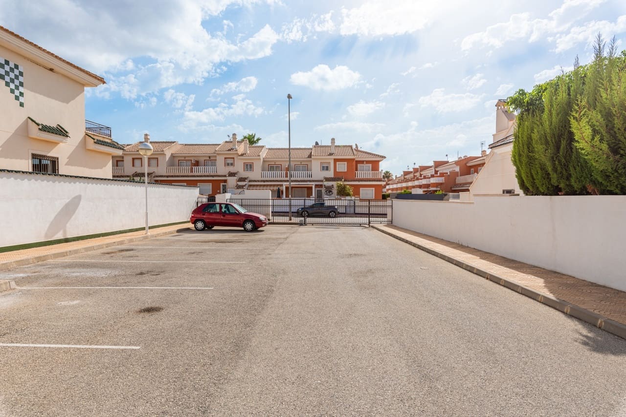 2 sovrum Hus till salu i Ciudad Quesada med pool garage - 195 000 € (Ref: 10161082)