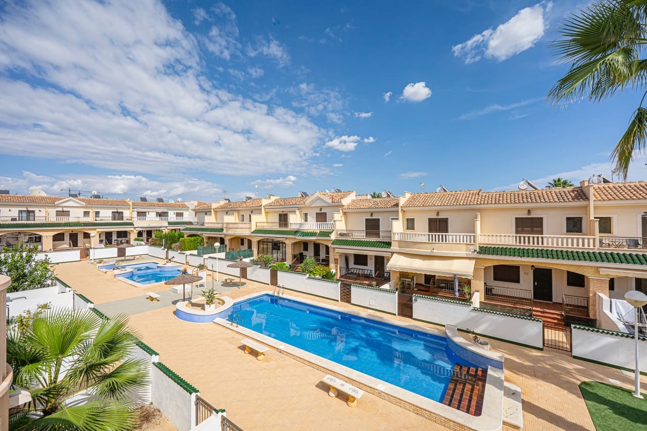2 sovrum Hus till salu i Ciudad Quesada med pool garage - 195 000 € (Ref: 10161082)