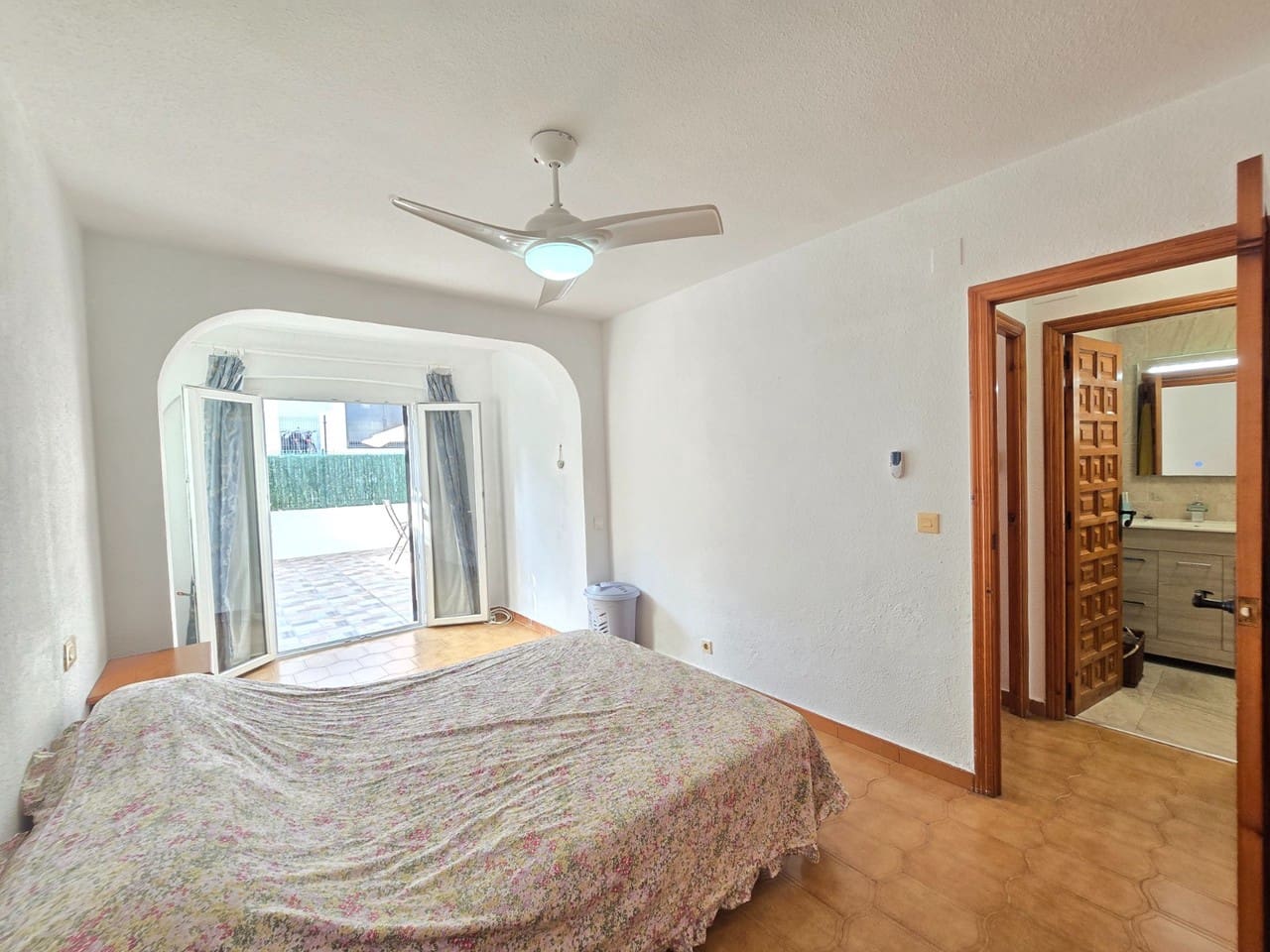 2 bedroom Townhouse for sale in Villamartin with pool - € 210,000 (Ref: 10162181)