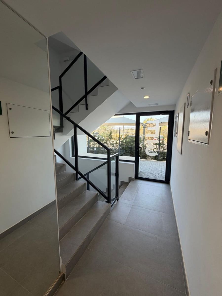 2 soveværelse Lejlighed til salg i Dehesa de Campoamor med swimmingpool garage - € 369.000 (Ref: 10162858)