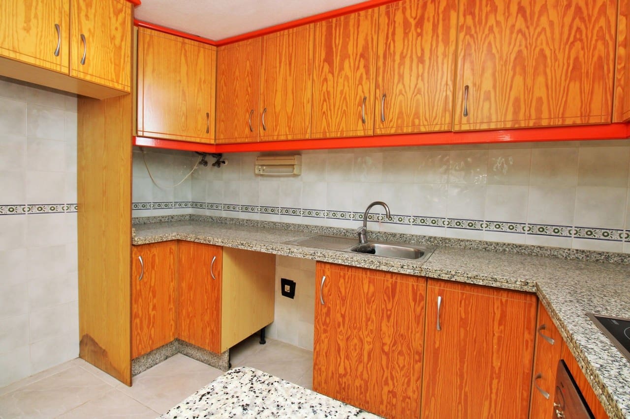 3 Zimmer Apartment zu verkaufen in Playa Flamenca mit Pool Garage - 169.000 € (Ref: 10168278)