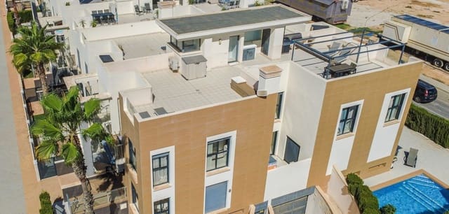 3 soveværelse Lejlighed til salg i Dehesa de Campoamor, Orihuela med swimmingpool garage - € 510.000 (Ref: 10168283)