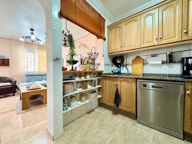 Casa de 3 habitaciones en Dehesa de Campoamor, Orihuela en venta con piscina - 220.000 € (Ref: 10168287)