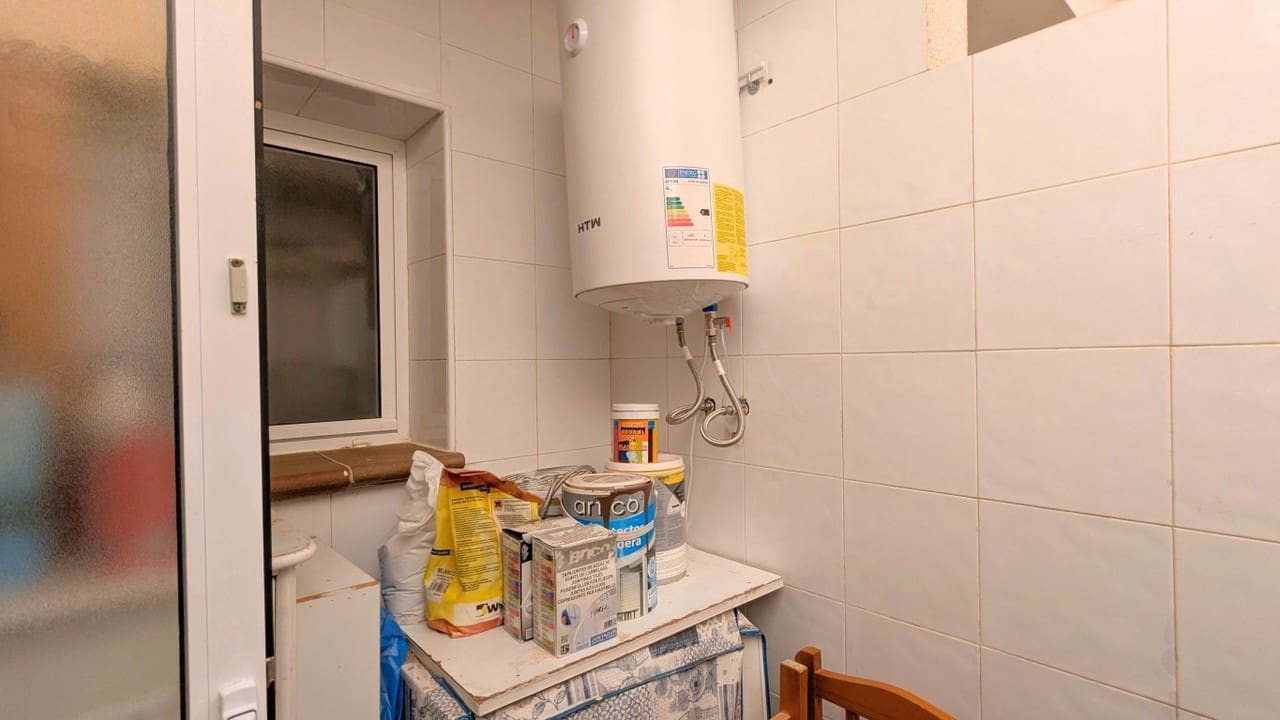 3 slaapkamer Huis te koop in Lo Crispin met zwembad - € 189.000 (Ref: 10168289)