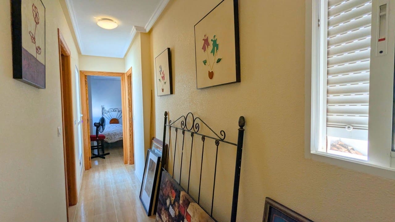 3 slaapkamer Huis te koop in Lo Crispin met zwembad - € 189.000 (Ref: 10168289)