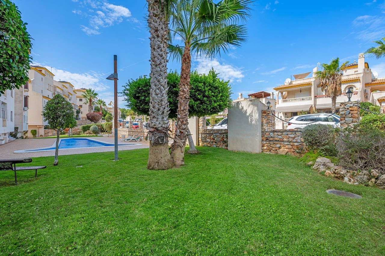 3 bedroom Apartment for sale in Dehesa de Campoamor with pool garage - € 249,900 (Ref: 10171083)