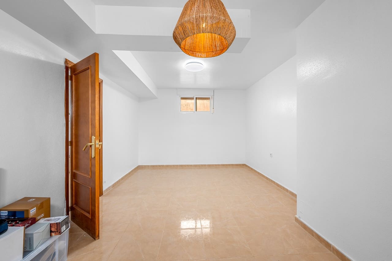 3 bedroom Townhouse for sale in San Miguel de Salinas with pool garage - € 264,500 (Ref: 10171086)