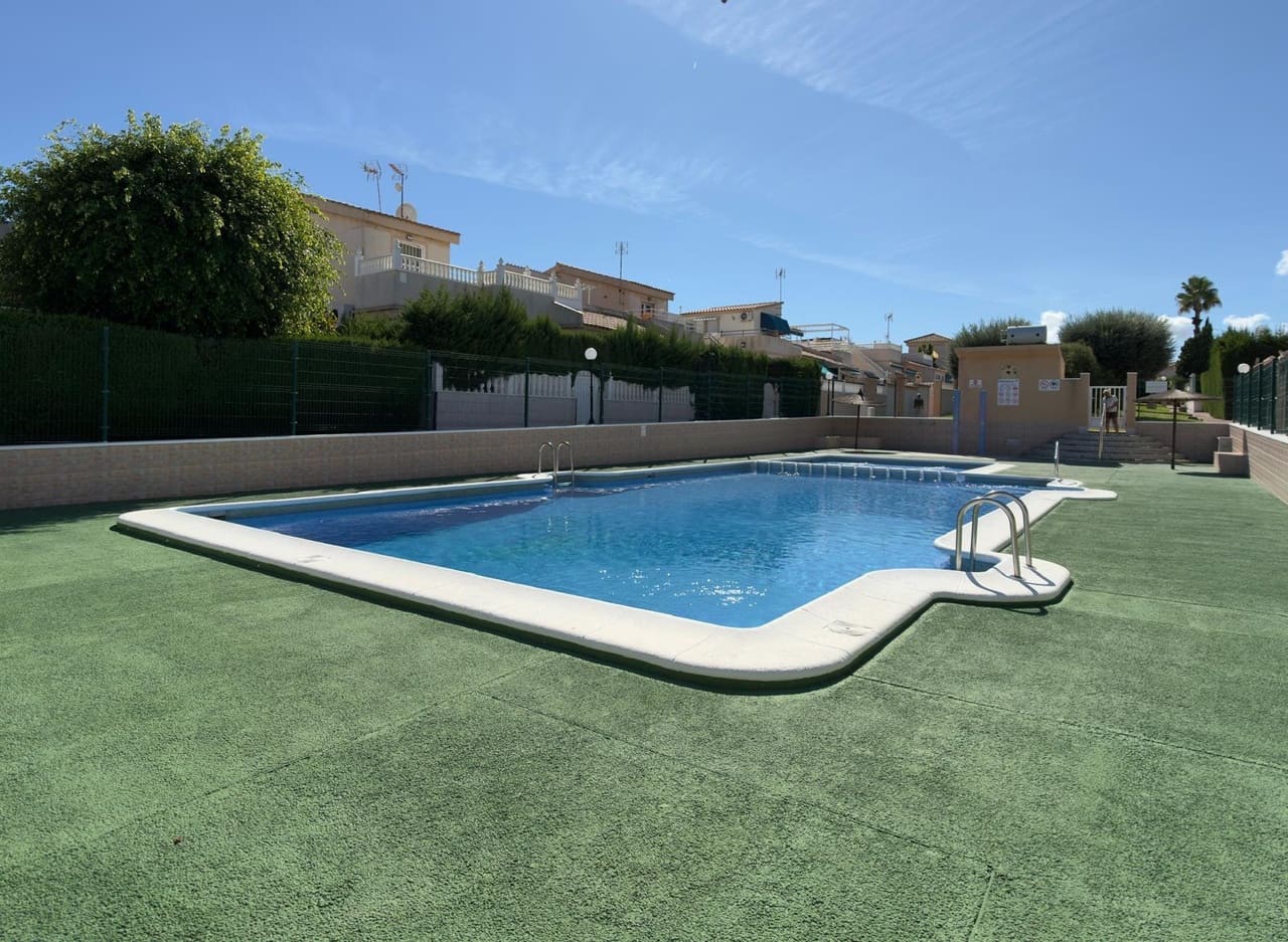 3 soveværelse Villa til salg i Orihuela Costa - € 239.000 (Ref: 10171089)