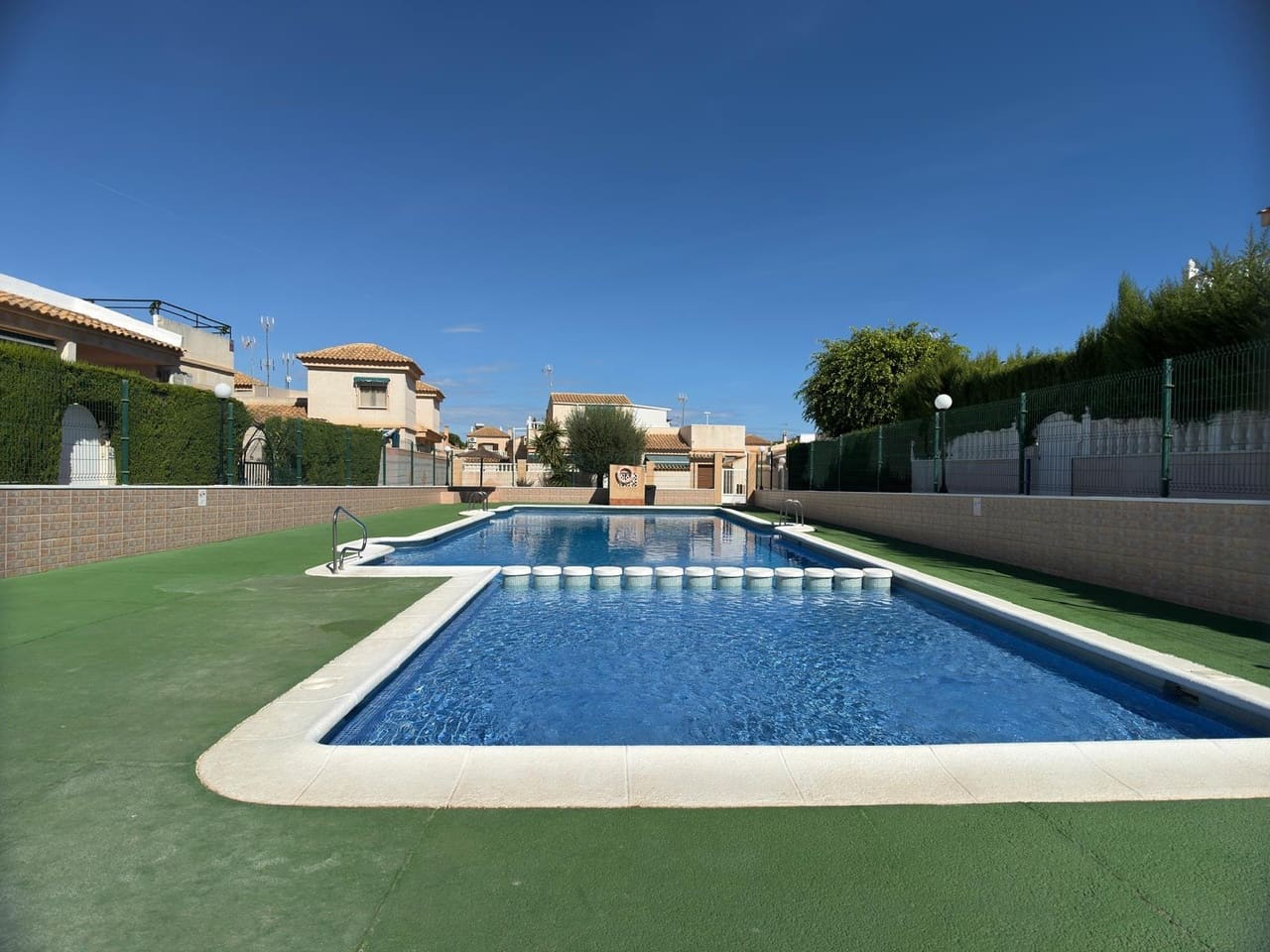 3 soveværelse Villa til salg i Orihuela Costa - € 239.000 (Ref: 10171089)