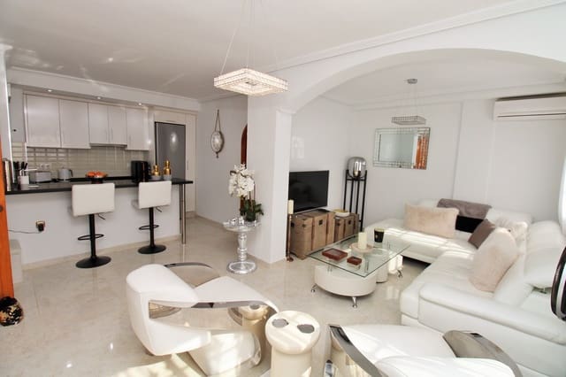 2 soverom Hus til salgs i Villamartin, Orihuela med svømmebasseng garasje - € 229 950 (Ref: 10174864)