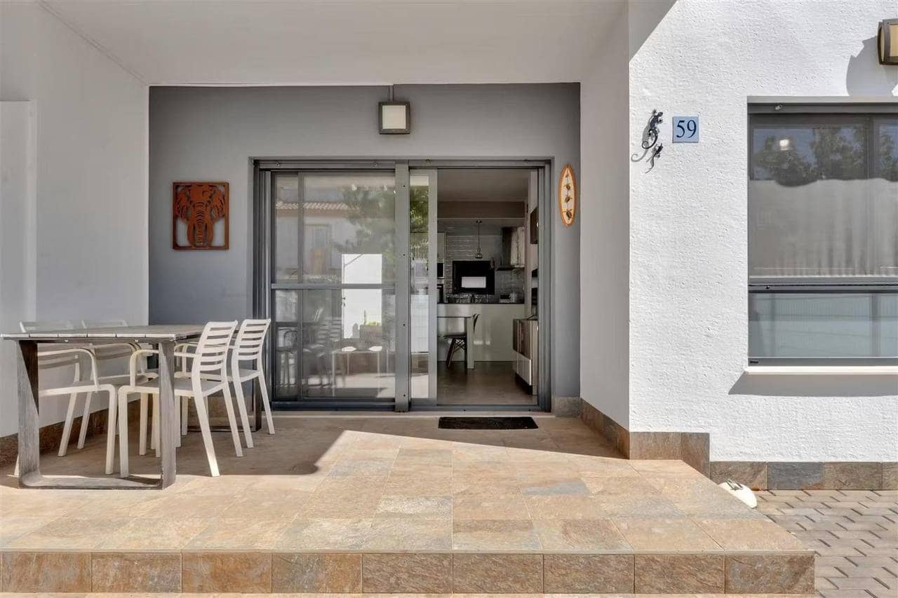2 quarto Bungalow para venda em Pilar de la Horadada com piscina garagem - 225 000 € (Ref: 10174870)