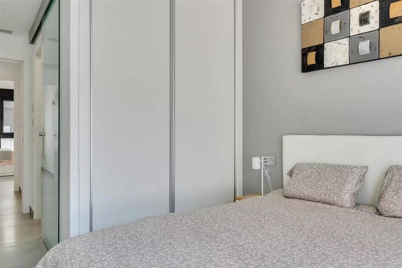 2 quarto Bungalow para venda em Pilar de la Horadada com piscina garagem - 225 000 € (Ref: 10174870)