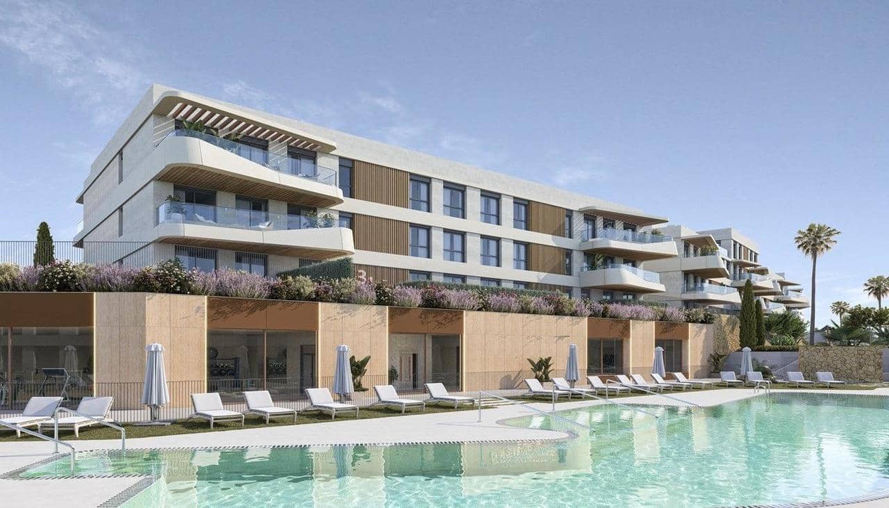Apartamento de 2 habitaciones en Estepona en venta con piscina garaje - 484.000 € (Ref: 10176290)
