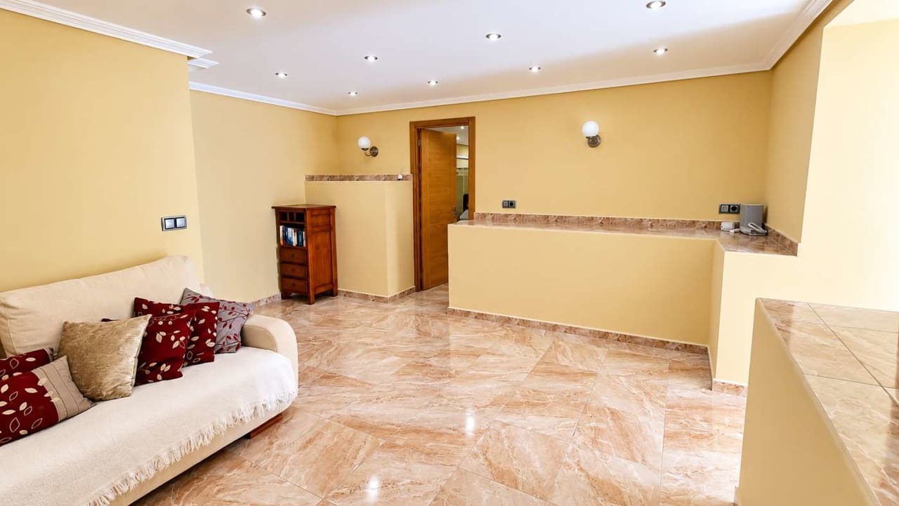 6 quarto Moradia para venda em Algorfa com piscina garagem - 725 000 € (Ref: 10176309)