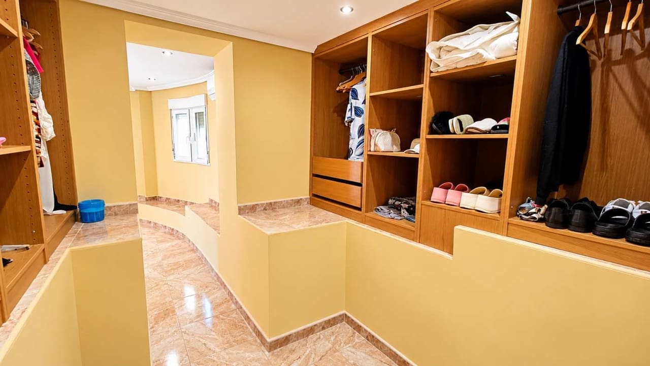 6 quarto Moradia para venda em Algorfa com piscina garagem - 725 000 € (Ref: 10176309)