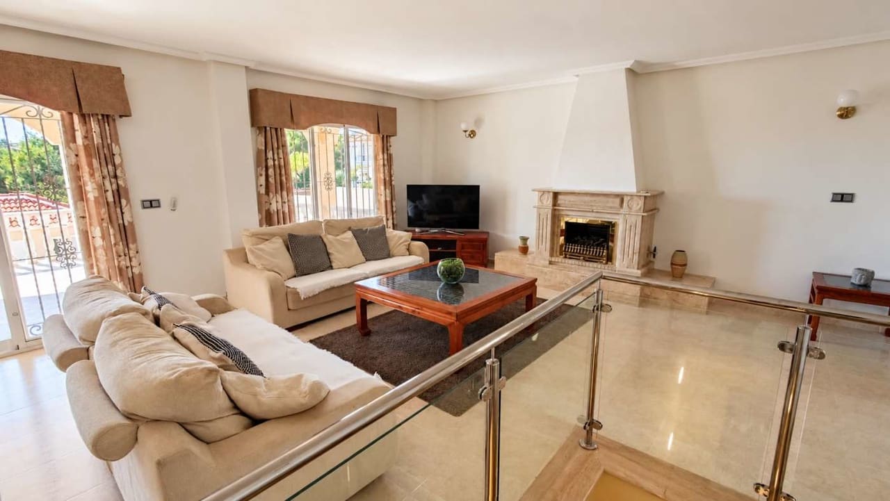 6 quarto Moradia para venda em Algorfa com piscina garagem - 725 000 € (Ref: 10176309)