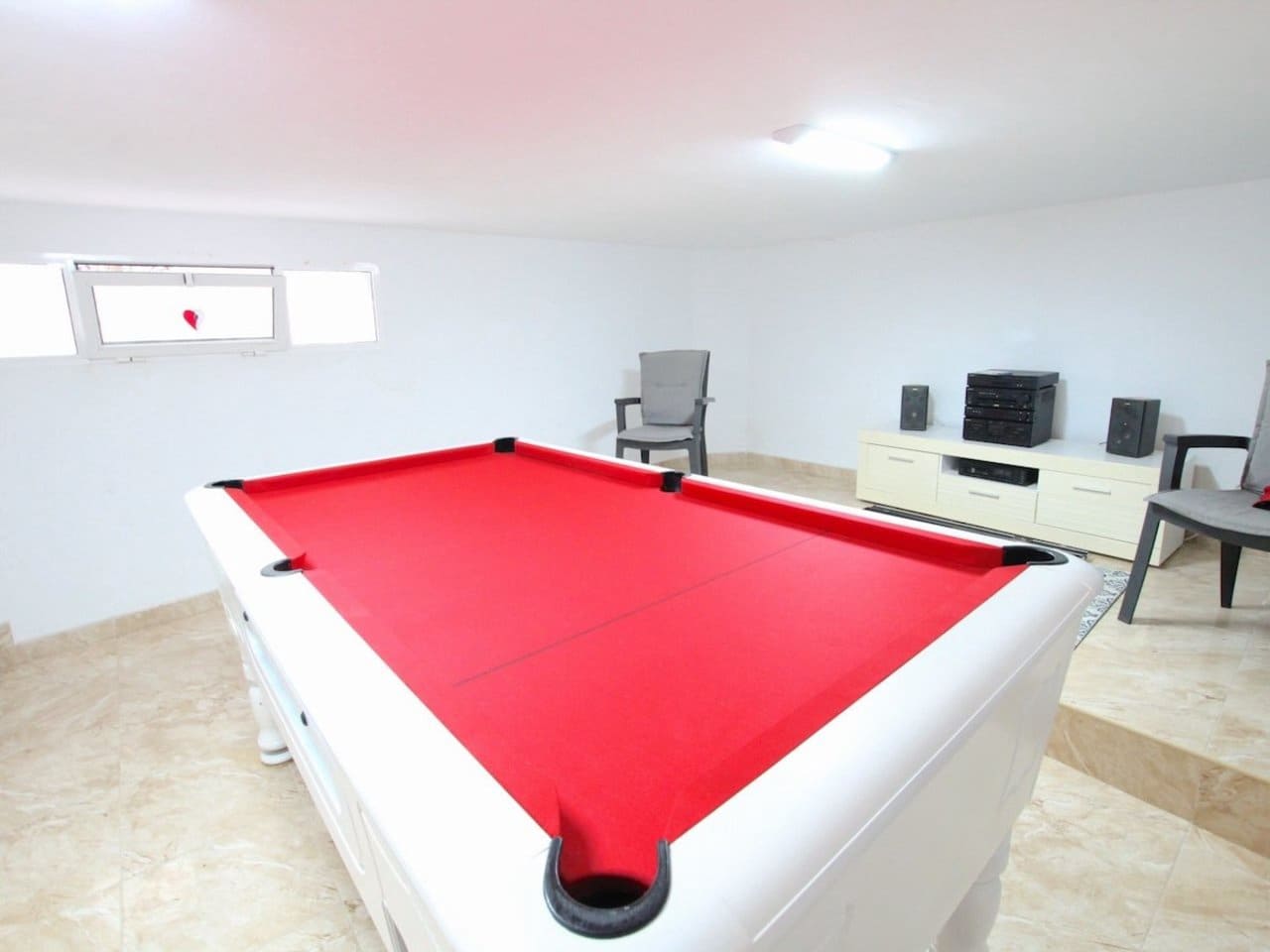 3 sovrum Villa till salu i Benimar med pool garage - 215 000 € (Ref: 10179907)