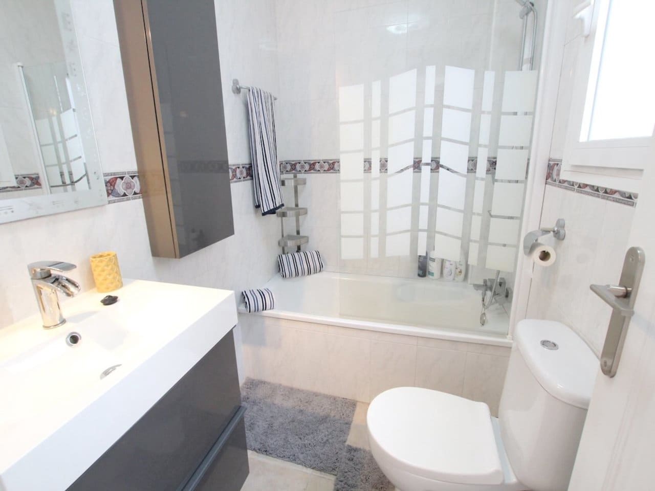 3 sovrum Villa till salu i Benimar med pool garage - 215 000 € (Ref: 10179907)
