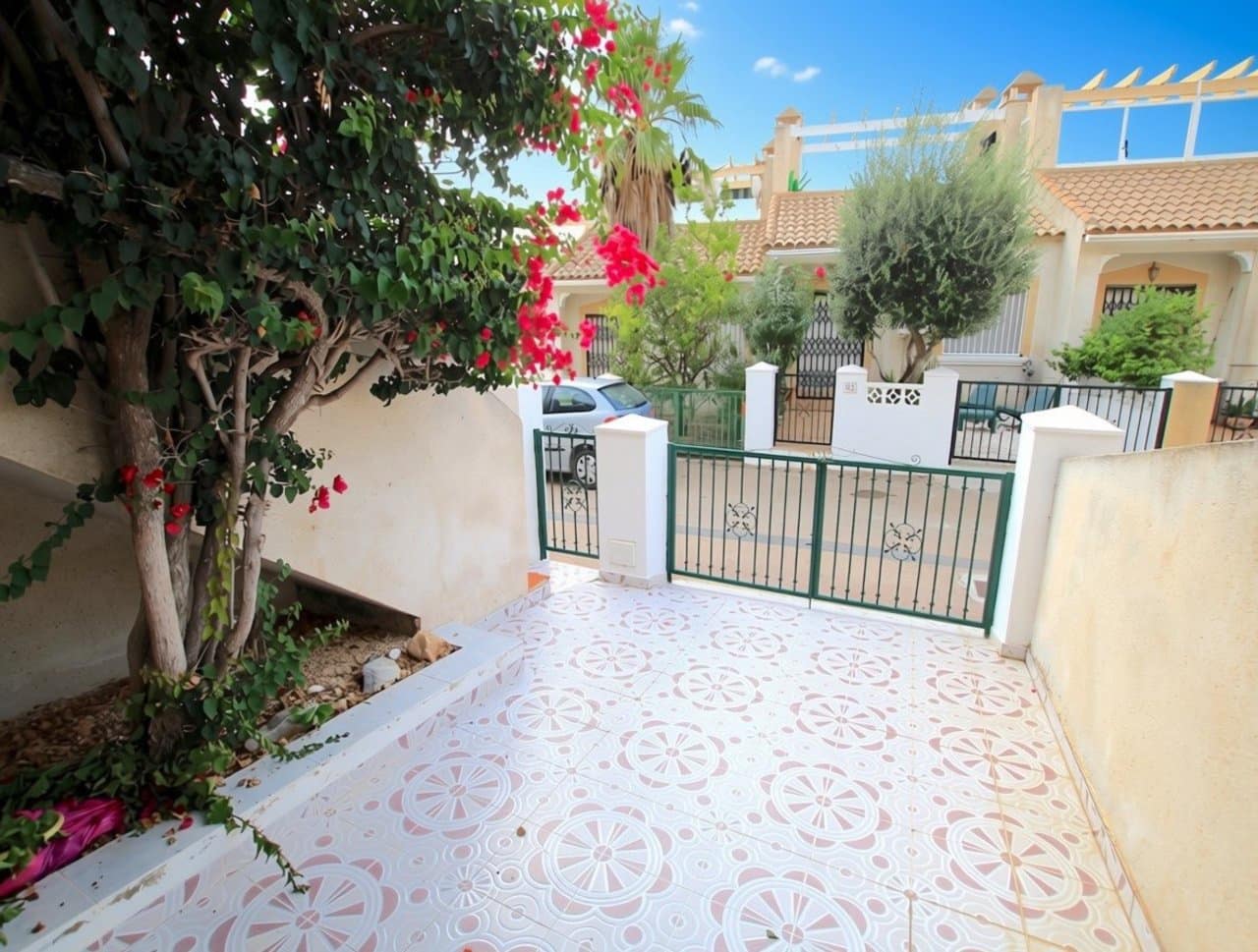 2 sypialnia Dom na sprzedaż w Villamartin z basenem garażem - 189 500 € (Ref: 10179908)