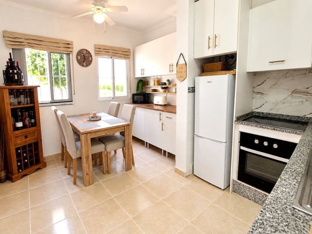 2 sypialnia Dom na sprzedaż w Villamartin, Orihuela z basenem - 179 500 € (Ref: 10179909)