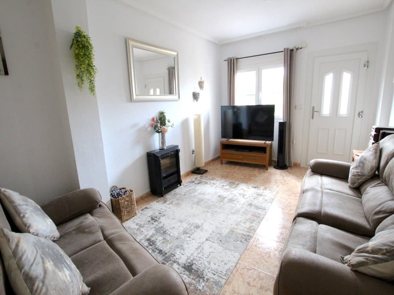 2 sypialnia Dom na sprzedaż w Villamartin z basenem - 179 500 € (Ref: 10179909)