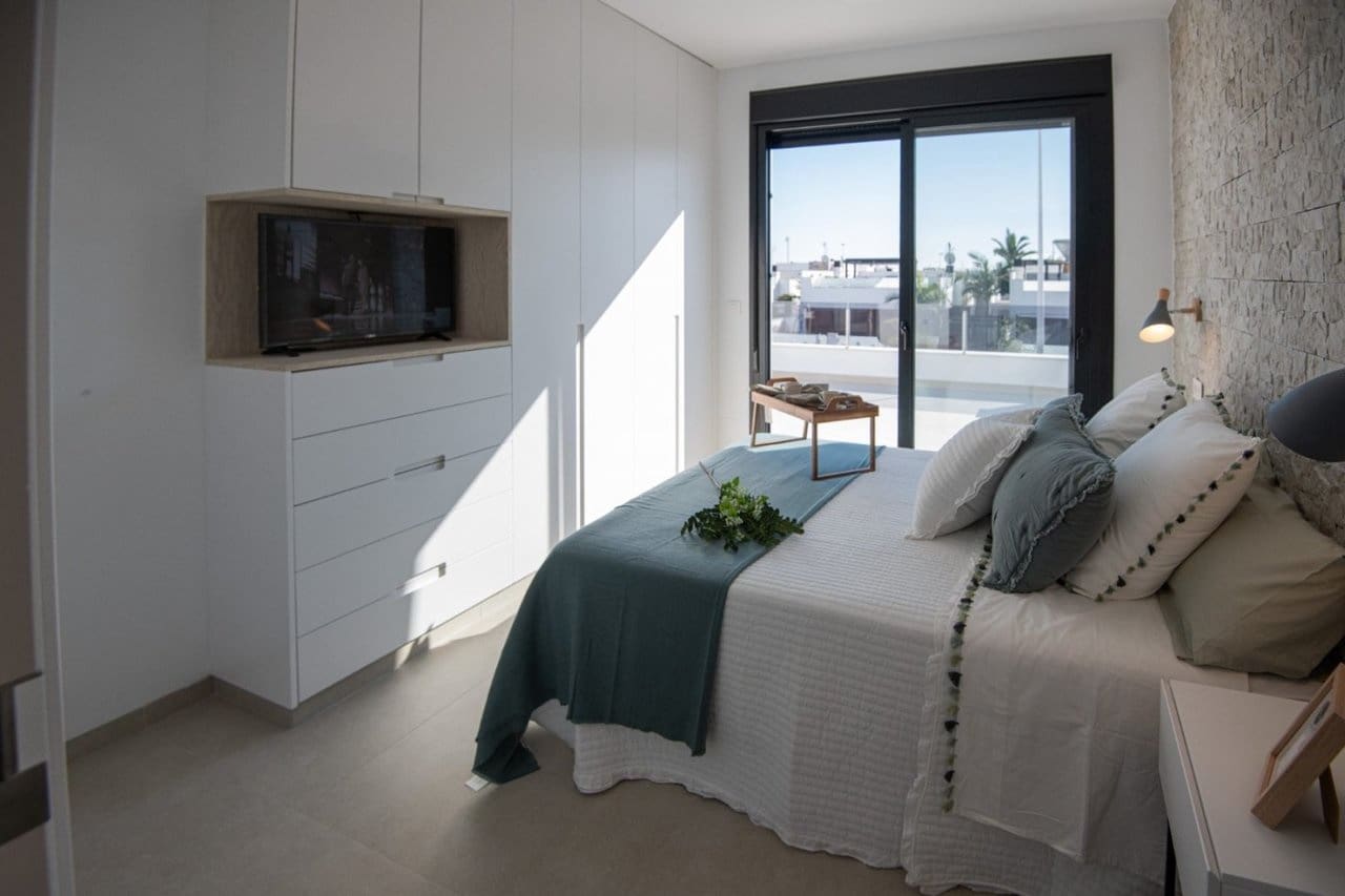 3 quarto Casa em Banda para venda em Santiago de la Ribera com piscina garagem - 595 000 € (Ref: 10182462)