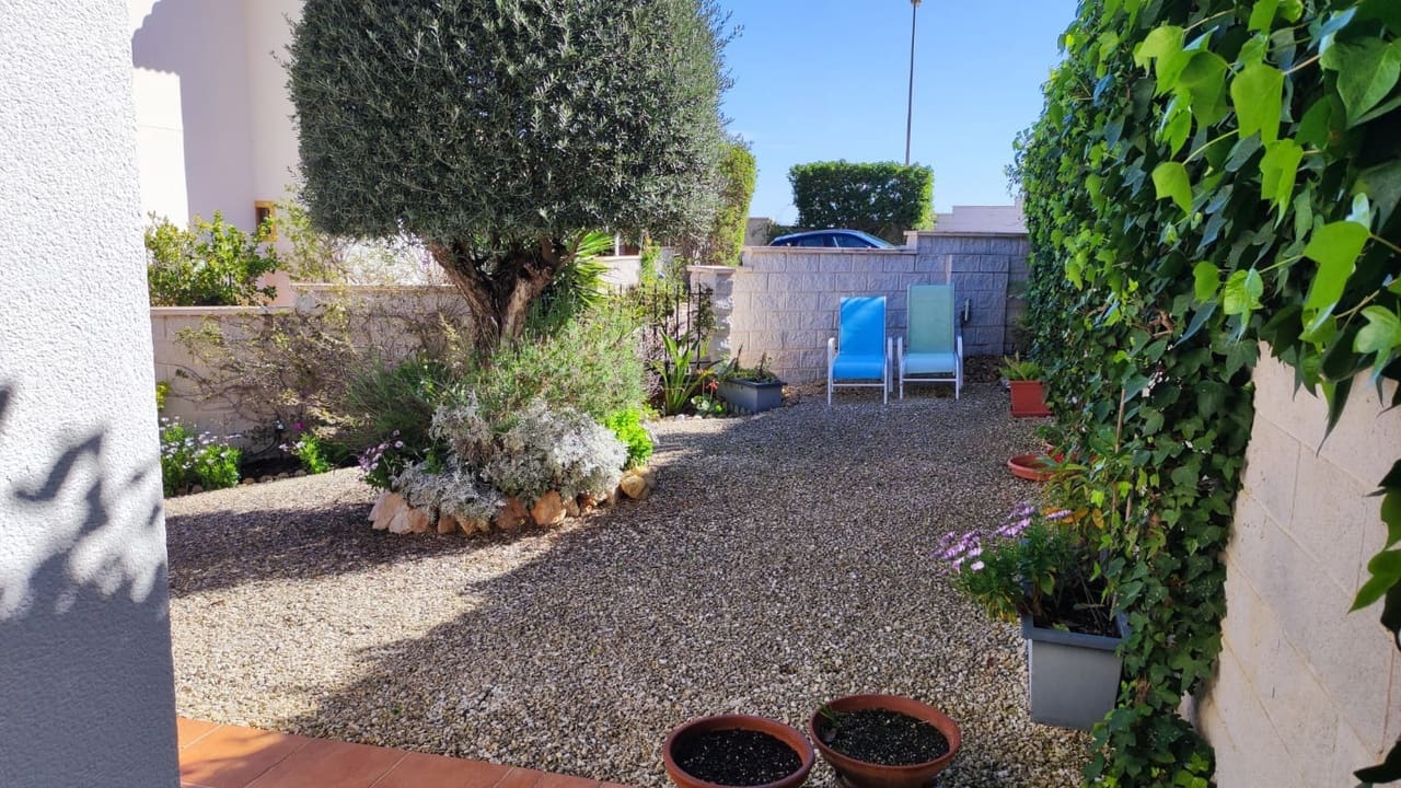 3 Zimmer Villa zu verkaufen in Ciudad Quesada mit Pool - 289.950 € (Ref: 10182464)