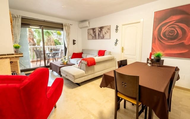 Apartamento de 2 habitaciones en Dehesa de Campoamor, Orihuela en venta con piscina garaje - 195.000 € (Ref: 10182470)