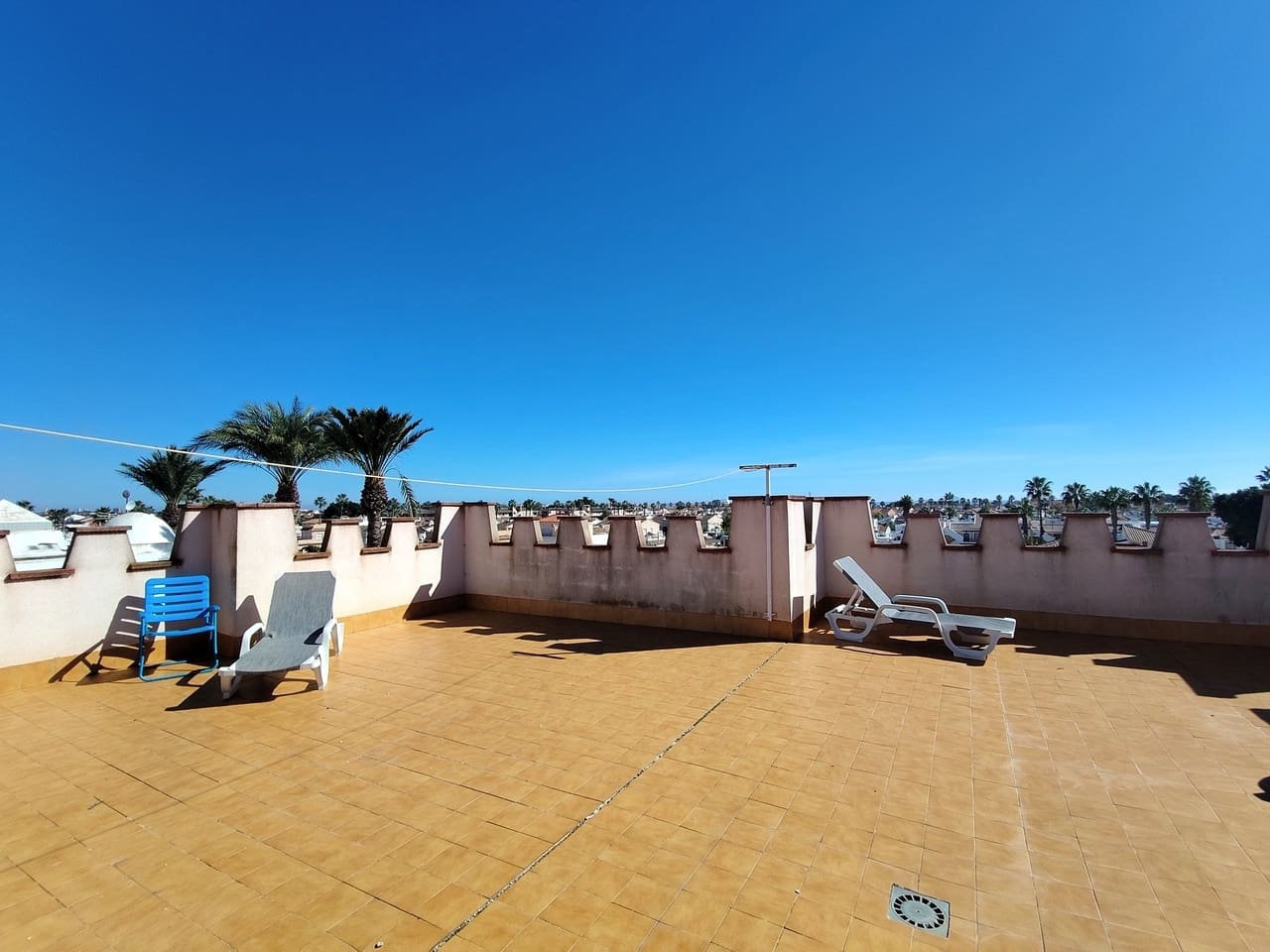 Apartamento de 2 habitaciones en Los Alcázares en venta con piscina garaje - 179.900 € (Ref: 10182472)