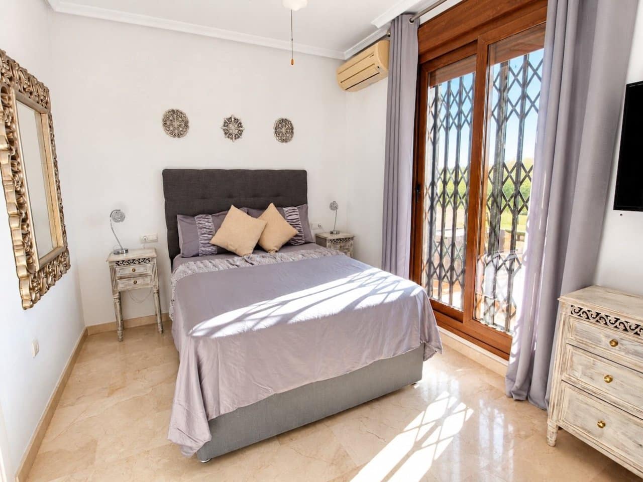 3 soveværelse Byhus til salg i Villamartin med swimmingpool garage - € 245.000 (Ref: 10184165)