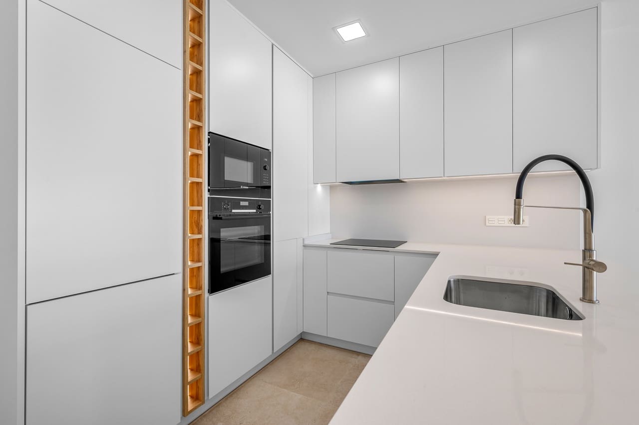 Apartamento de 2 habitaciones en Los Alcázares en venta con piscina garaje - 335.000 € (Ref: 10184166)