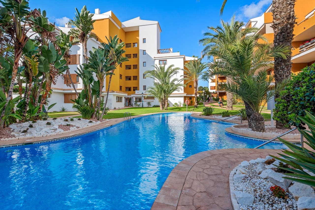 2 sovrum Lägenhet till salu i Orihuela Costa med pool garage - 340 000 € (Ref: 10186369)