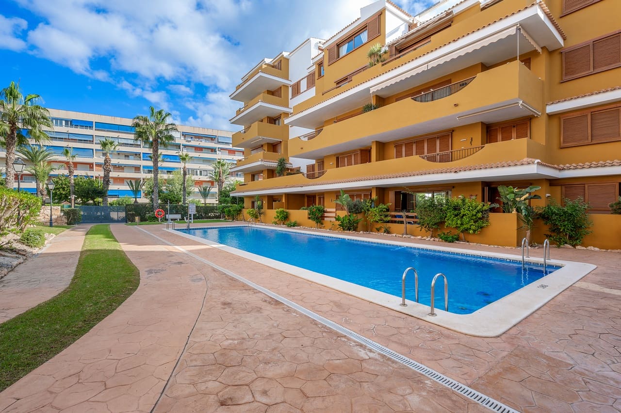 2 sovrum Lägenhet till salu i Orihuela Costa med pool garage - 340 000 € (Ref: 10186369)