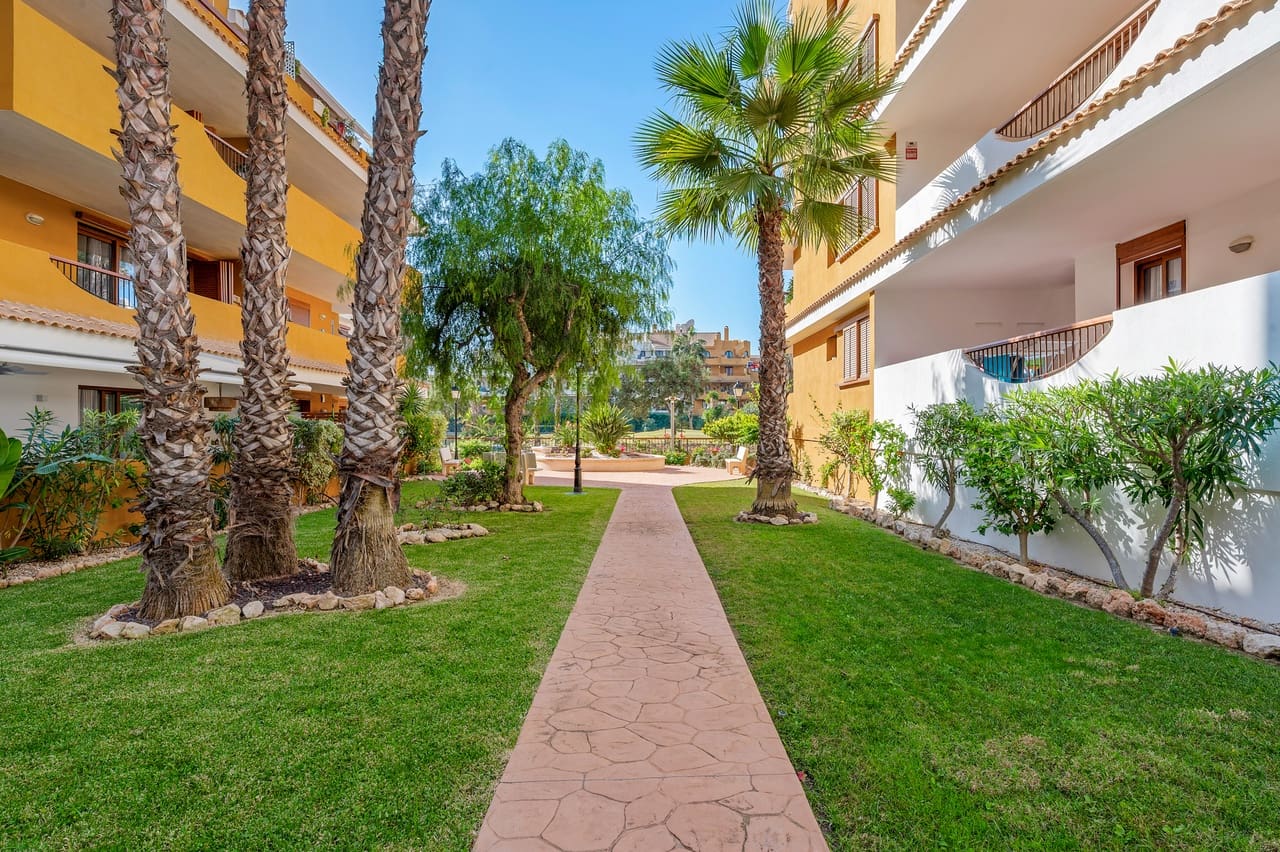 2 sovrum Lägenhet till salu i Orihuela Costa med pool garage - 340 000 € (Ref: 10186369)