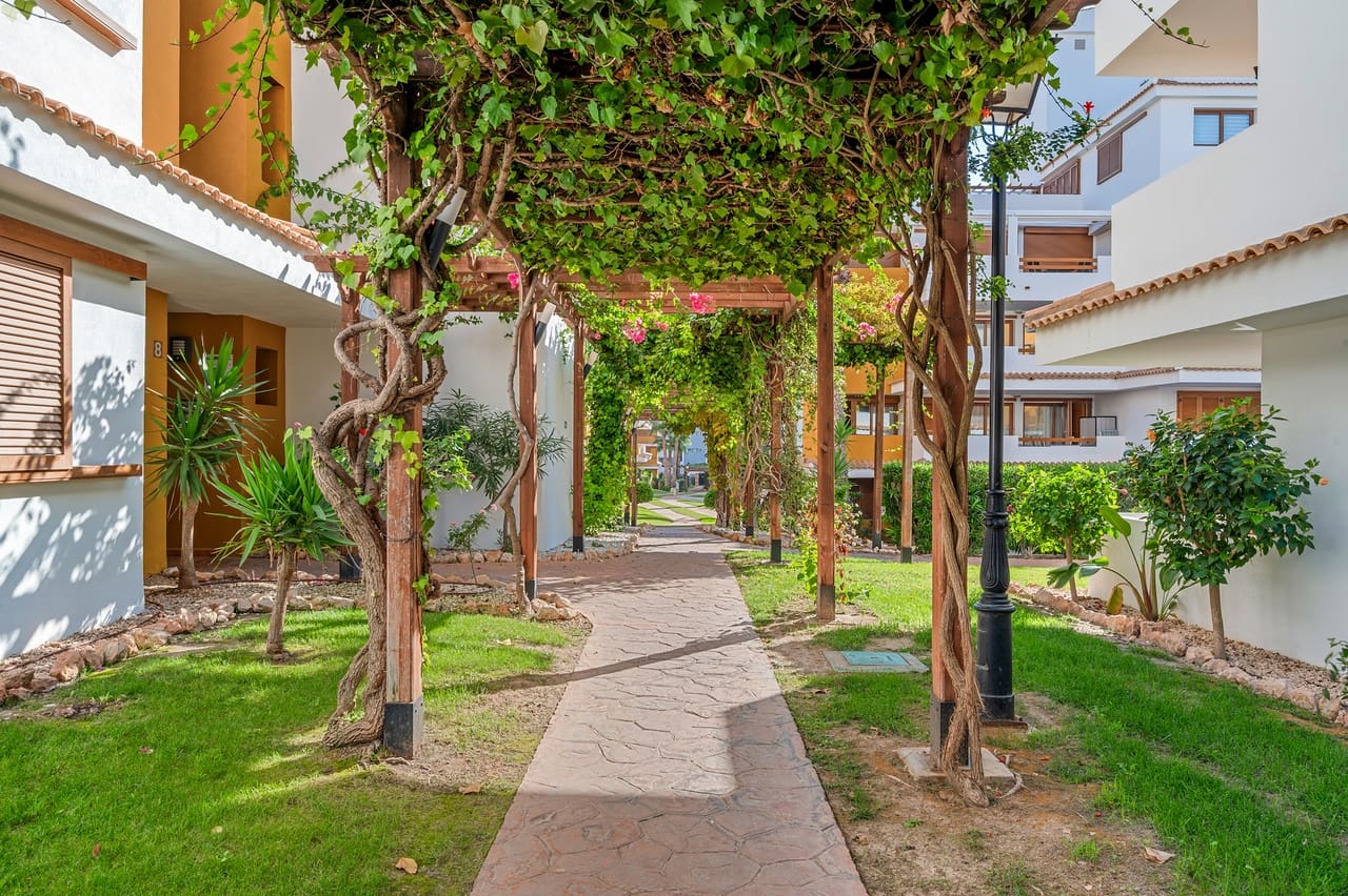 2 sovrum Lägenhet till salu i Orihuela Costa med pool garage - 340 000 € (Ref: 10186369)