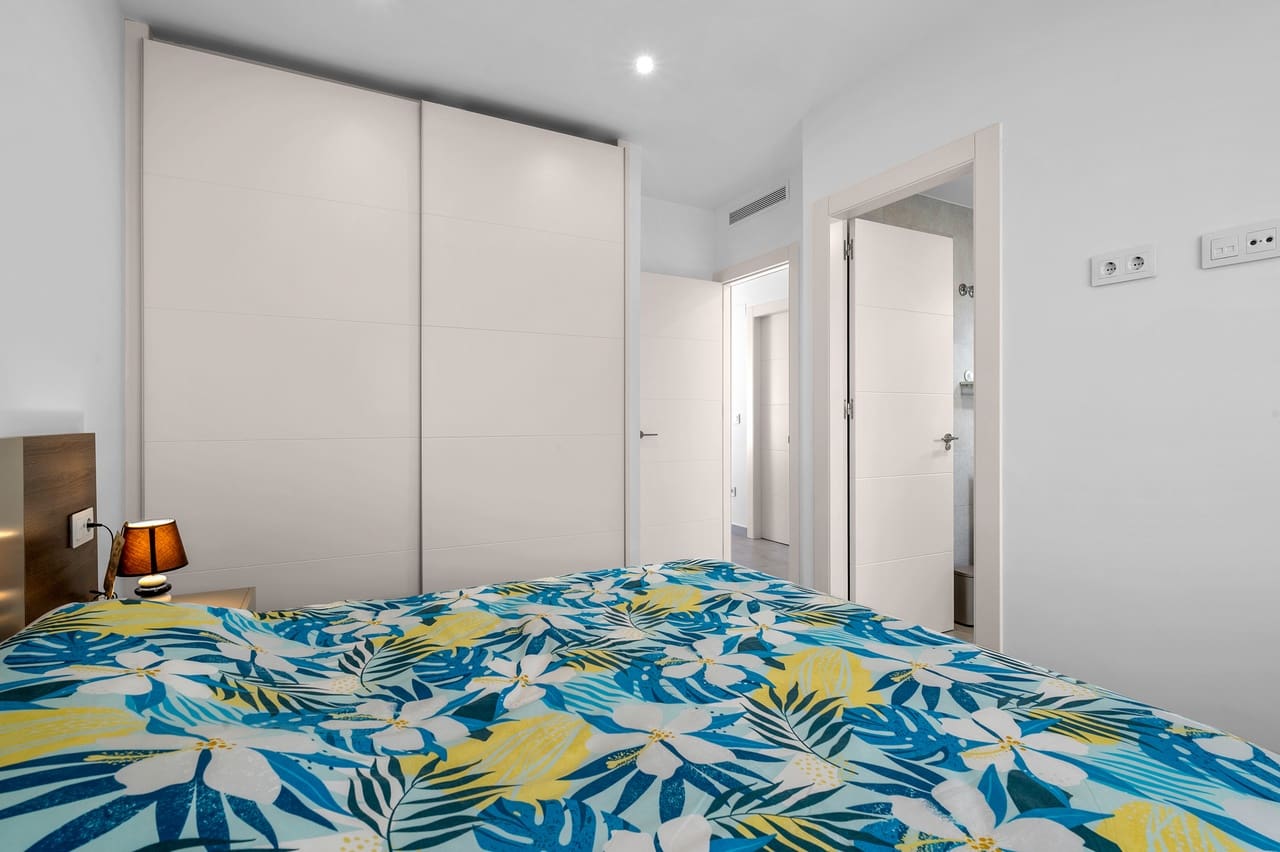 2 soveværelse Lejlighed til salg i Pilar de la Horadada med swimmingpool garage - € 264.995 (Ref: 10186371)