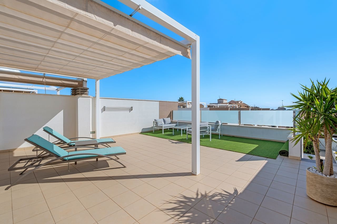 2 soveværelse Lejlighed til salg i Pilar de la Horadada med swimmingpool garage - € 264.995 (Ref: 10186371)