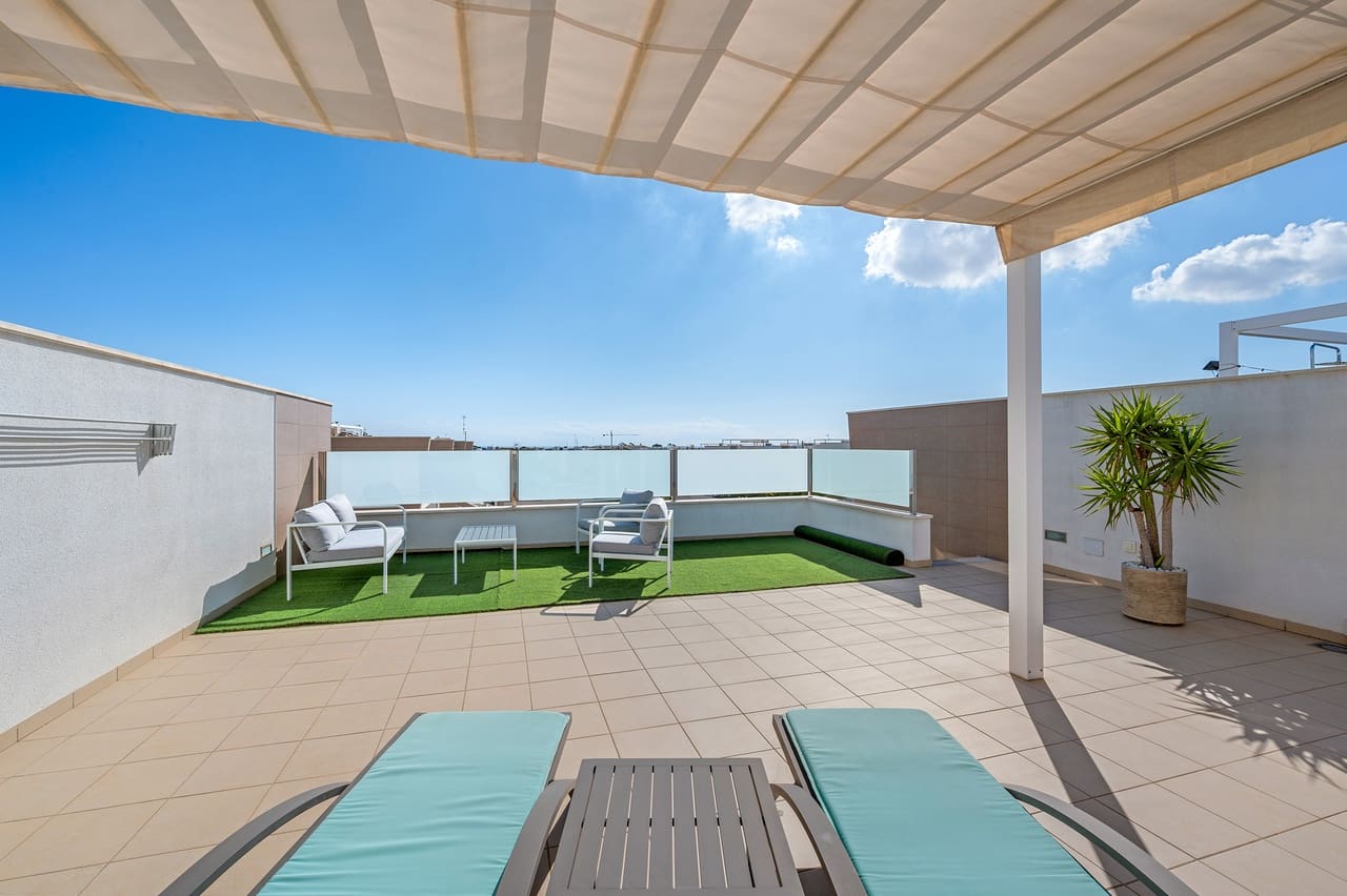 2 soveværelse Lejlighed til salg i Pilar de la Horadada med swimmingpool garage - € 264.995 (Ref: 10186371)