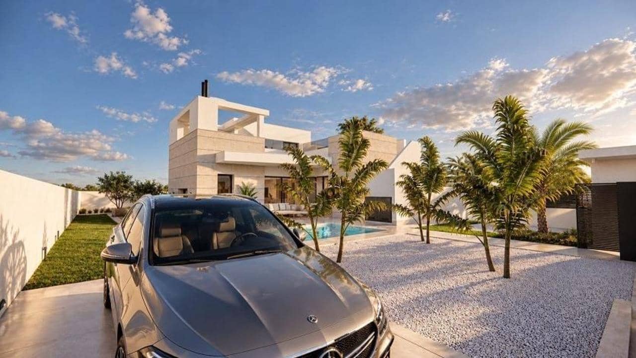 4 soveværelse Villa til salg i Torrevieja med swimmingpool - € 799.000 (Ref: 10186379)