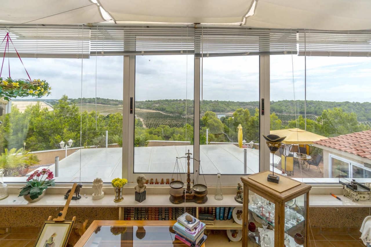 3 bedroom Villa for sale in Pinar de Campoverde with pool - € 449,000 (Ref: 5517928)