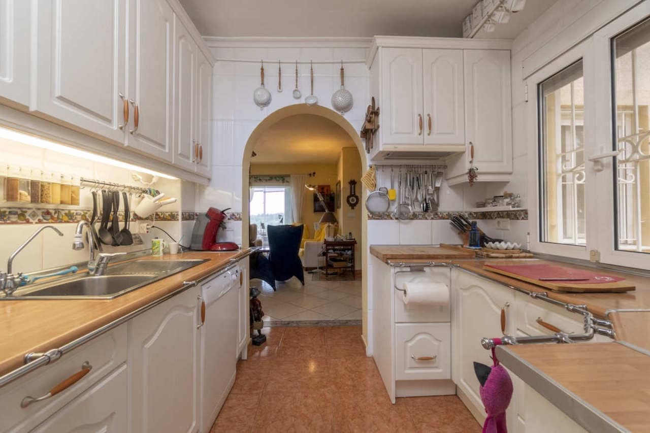 3 bedroom Villa for sale in Pinar de Campoverde with pool - € 449,000 (Ref: 5517928)