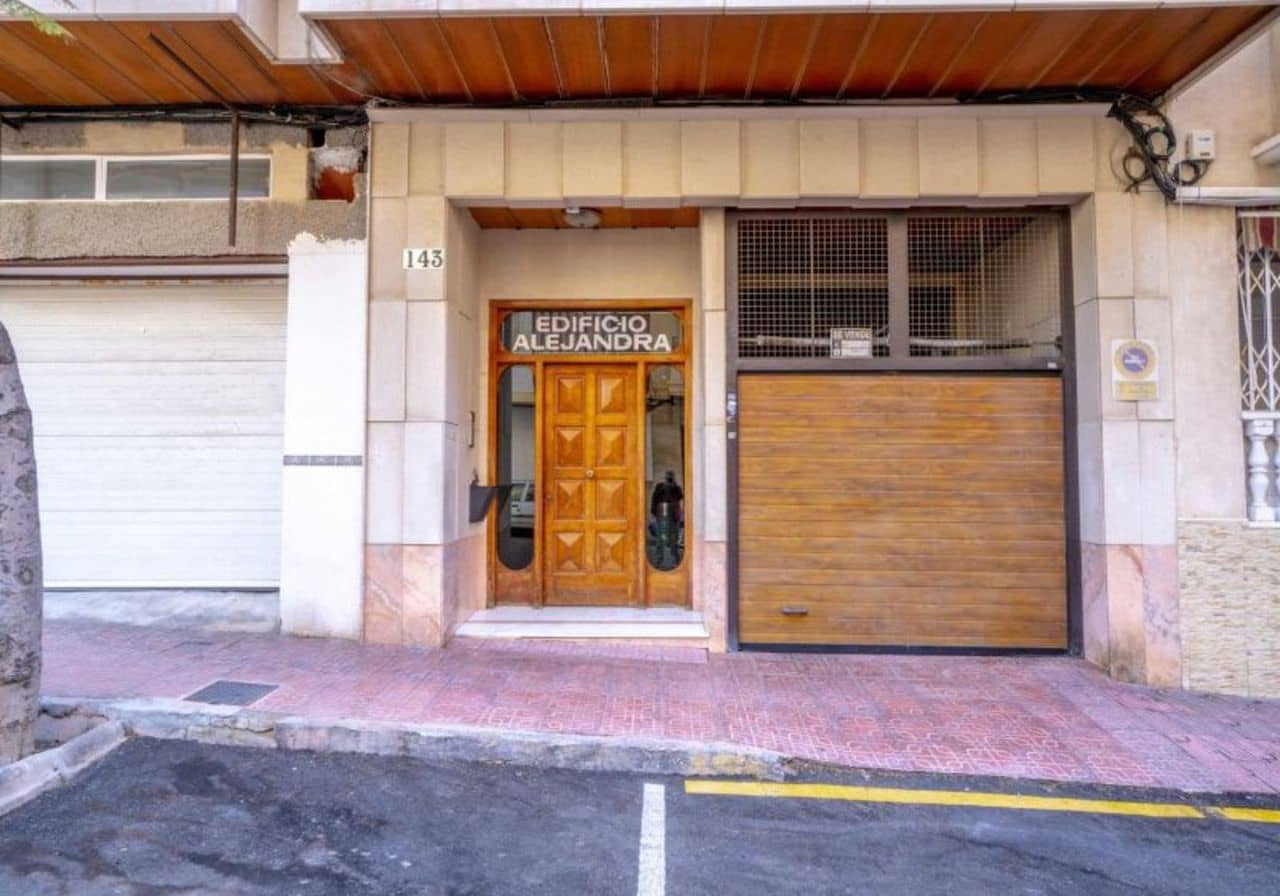 4 chambre Appartement à vendre à Torrevieja - 237 000 € (Ref: 6470857)